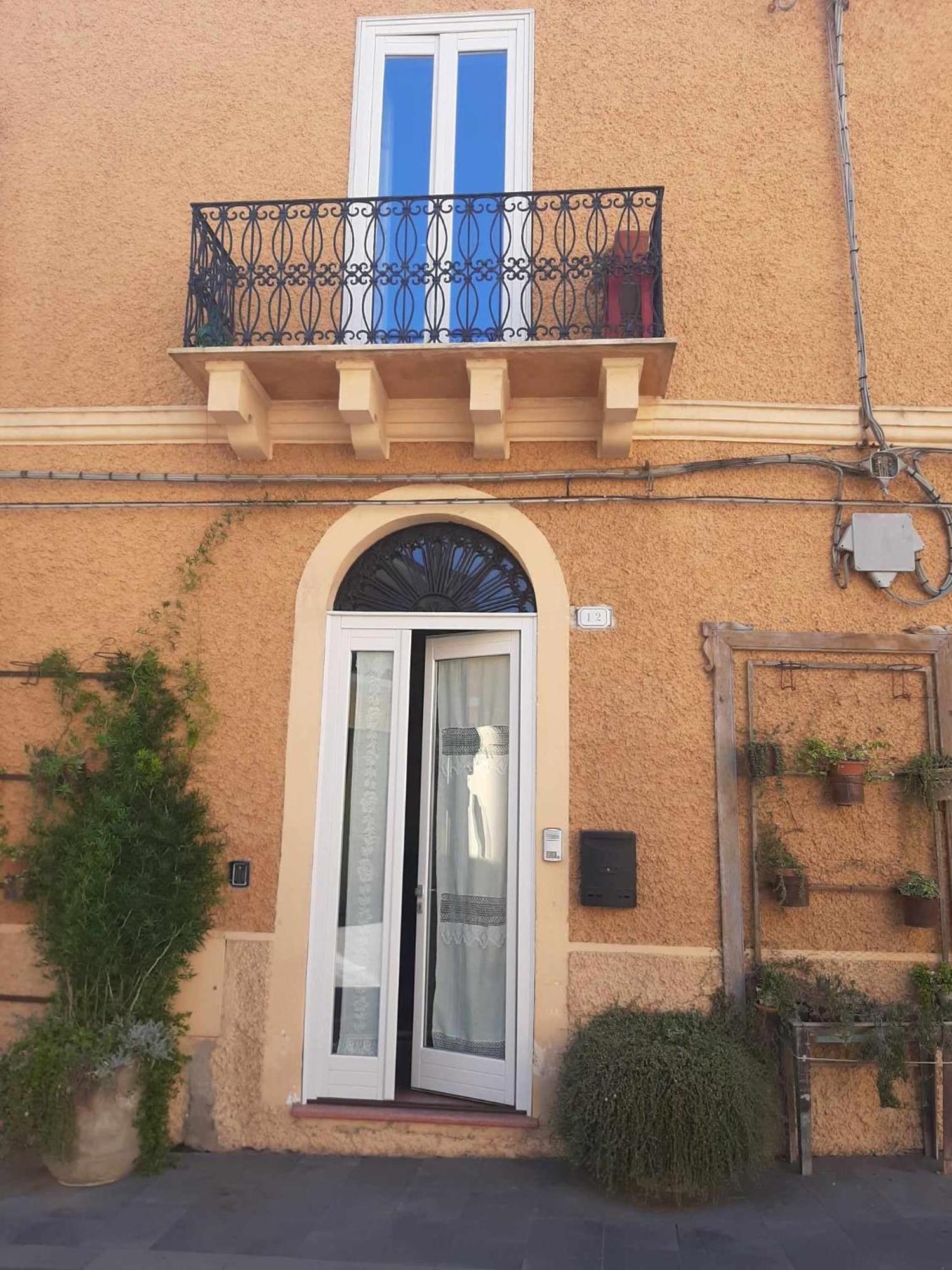 B&B Il Giardino Del Barone Pozzomaggiore Exterior foto